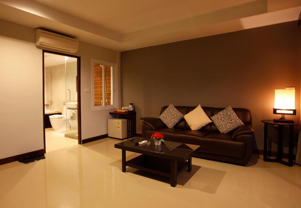Phuket Nize Hotel - Sha Plus חדר תמונה